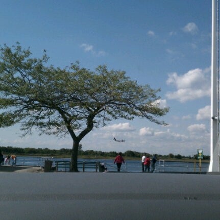 North Woodmere Park Branch Blvd