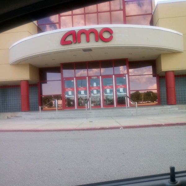 AMC Star Gratiot 15 Movie Theater in Clinton Township