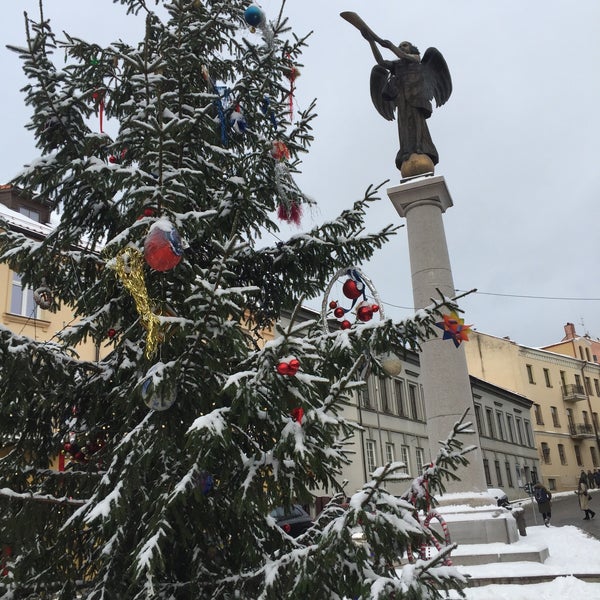 Photo prise au Užupio angelas par Kate K. le1/12/2019