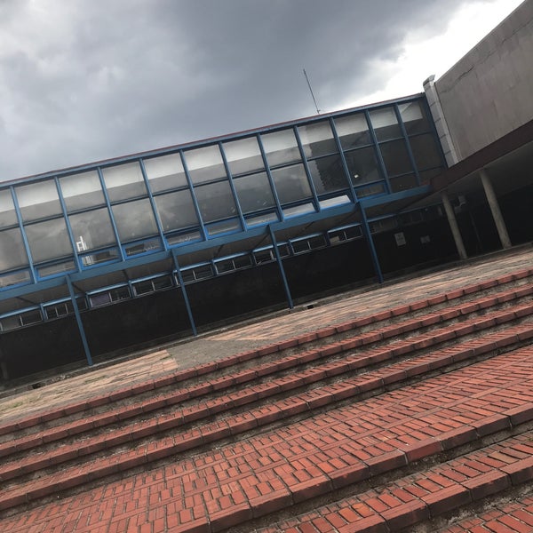 Снимок сделан в Facultad de Arquitectura - UNAM пользователем Jarh H. 6/21/2018