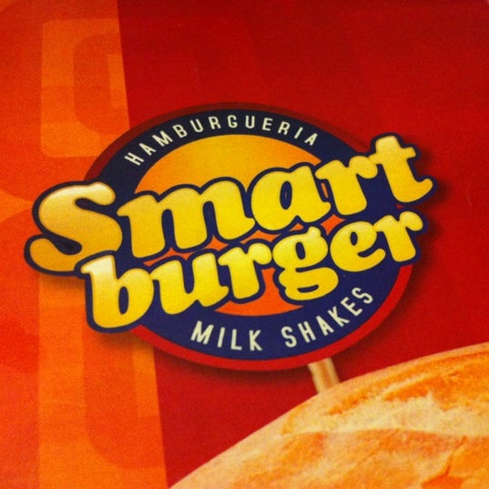 รูปภาพถ่ายที่ Smart Burger โดย Hewerton M. เมื่อ 12/2/2012