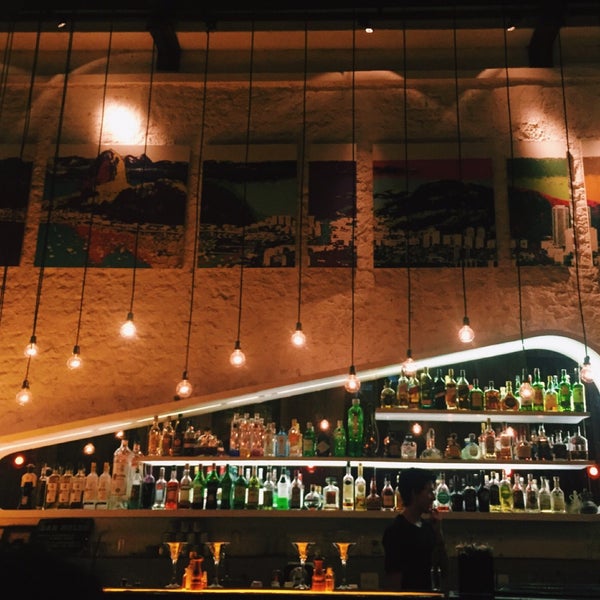Foto tirada no(a) Meza Bar por Irina B. em 5/10/2015