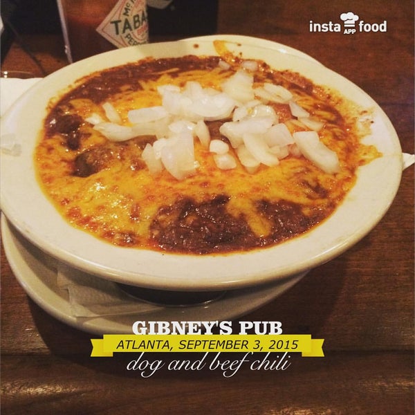 Photo taken at Gibney&#39;s Pub by 𝓡andal . on 9/3/2015