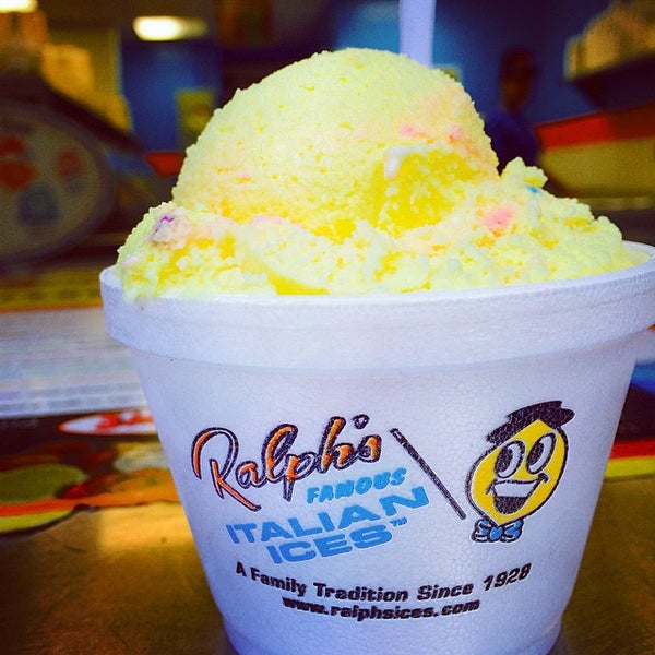 Photo taken at Ralph&#39;s Famous Italian Ices by Travelpanties L. on 8/25/2014