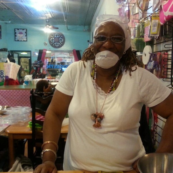 Brooklyn Yarn Cafe (Now Closed) Café in East Williamsburg