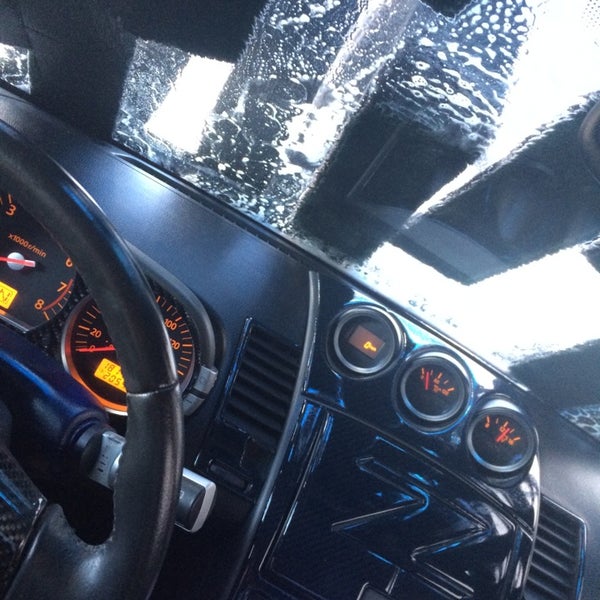 Fast & Friendly Express Car Wash 10731 W Olive Ave