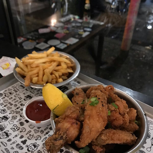 Photo taken at Angry Chicken by Sepideh F. on 12/29/2018
