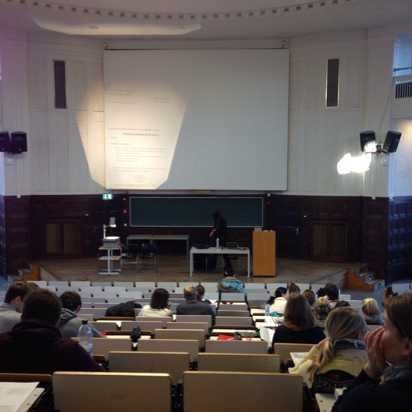Photo taken at Universität Hamburg by Alexis on 11/25/2013