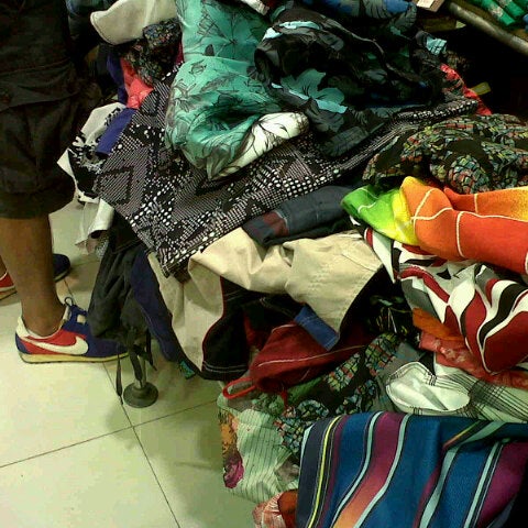 Photos At F O S Now Closed Sunway Pyramid Shopping Mall