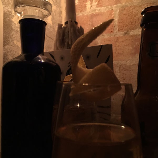 10/10/2015에 Passra P.님이 Looking Glass Cocktail Club에서 찍은 사진