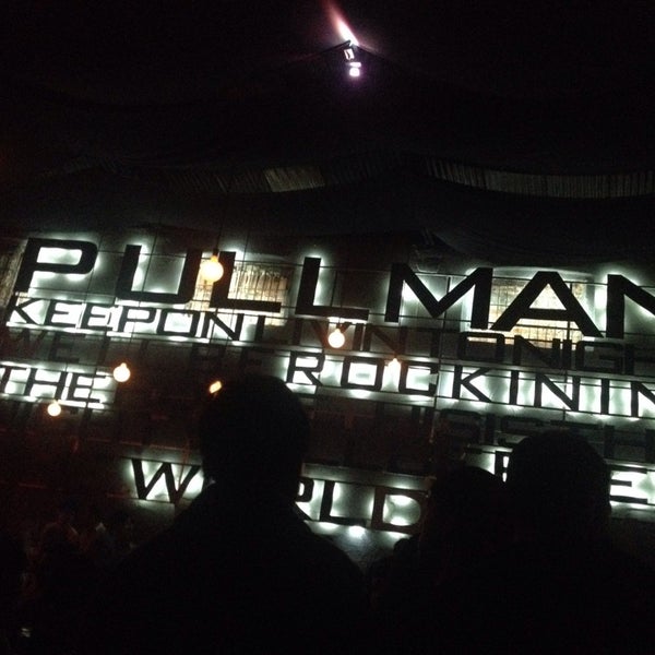 รูปภาพถ่ายที่ Pullman Danceteria &amp; Stage โดย Néstor Francisco N. เมื่อ 10/10/2014