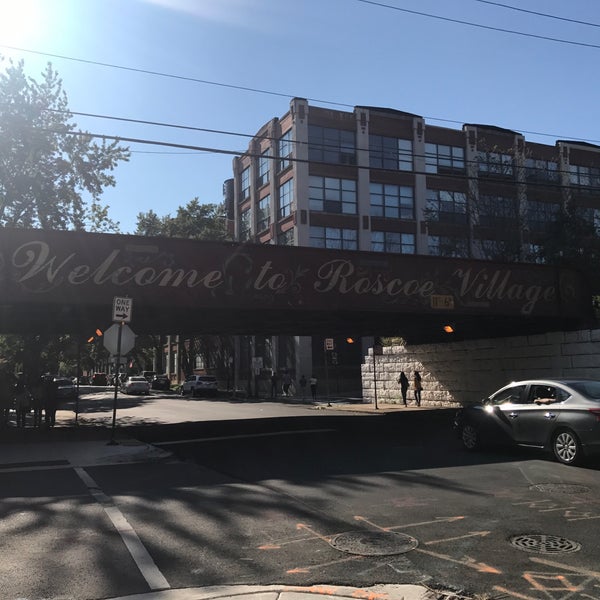 Roscoe Village Chicago, IL
