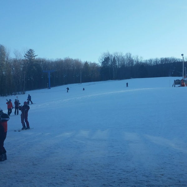 Foto diambil di Belleayre Mountain Ski Center oleh Di R. pada 1/1/2017