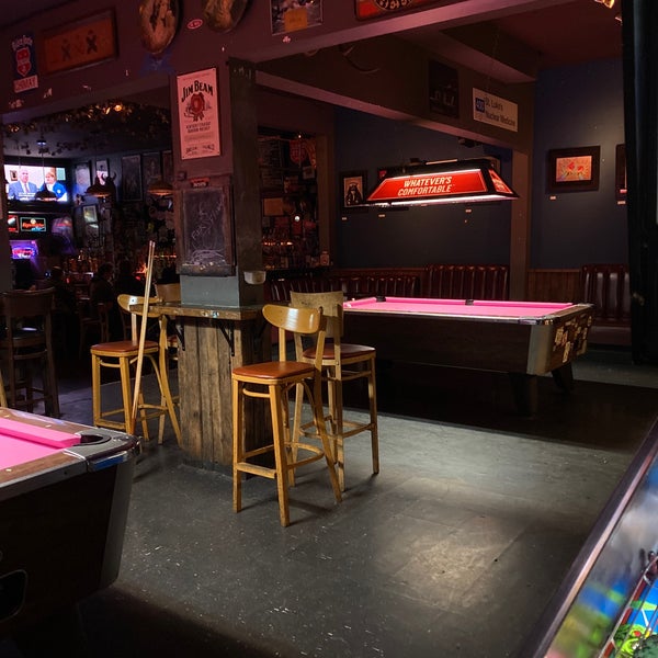 11/22/2019 tarihinde Gene X.ziyaretçi tarafından Bender&#39;s Bar &amp; Grill'de çekilen fotoğraf