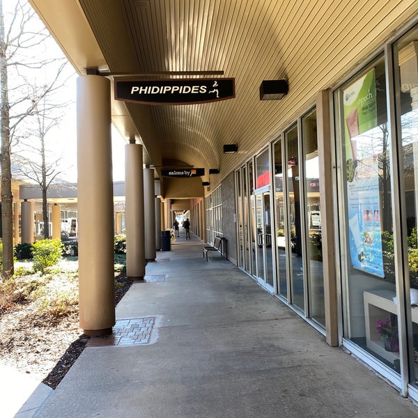 phidippides shoe store