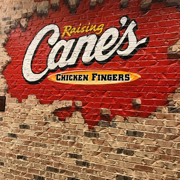 11/9/2019 tarihinde Gene X.ziyaretçi tarafından Raising Cane&#39;s Chicken Fingers'de çekilen fotoğraf