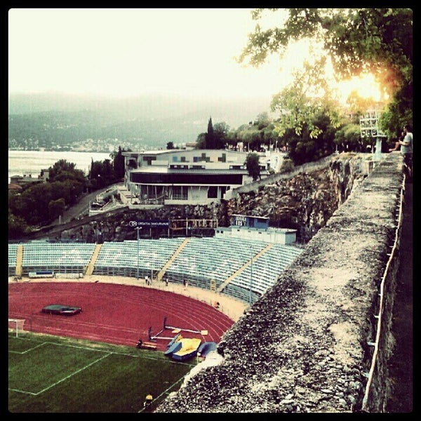 8/14/2012에 Josko J.님이 NK Rijeka - Stadion Kantrida에서 찍은 사진