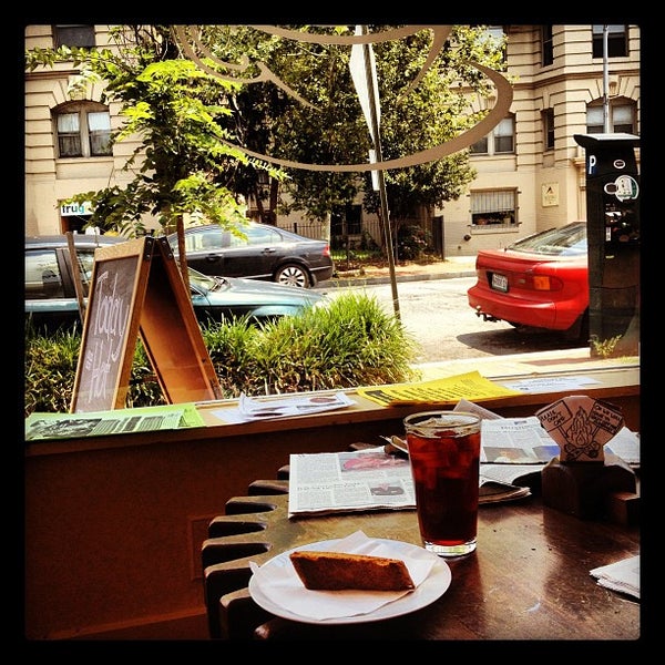 Photo taken at Flying Fish Coffee &amp; Tea by Ian S. on 6/20/2012