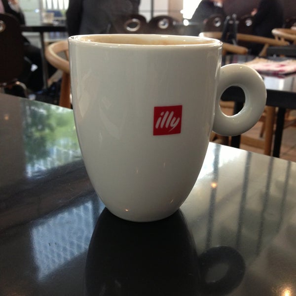 Illy Bar Cafe In 千代田区