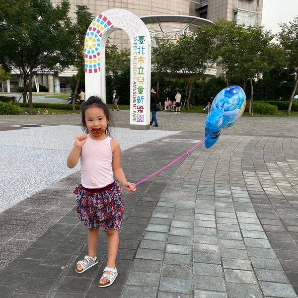 Foto diambil di Taipei Children&#39;s Amusement Park oleh miss wang W. pada 9/9/2022