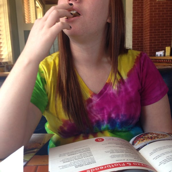Photo taken at Chili&#39;s Grill &amp; Bar by Jaelynn G. on 4/18/2014