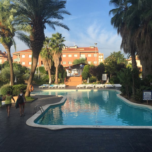 Photo taken at Aqua Hotel Bella Playa Malgrat de Mar by Hans L. on 9/8/2015