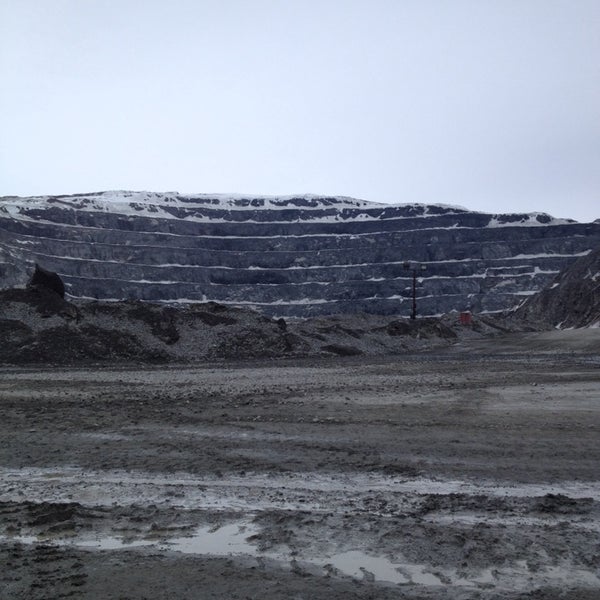 Коашвинский карьер восточный рудник. Восточный рудник. Восточный рудник. Экскаватор на восточном руднике ао апатит. Коашвинский карьер московской области.