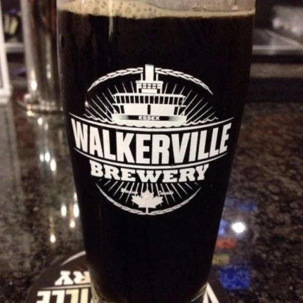 Foto tirada no(a) Walkerville Brewery por Jamie R. em 4/11/2016