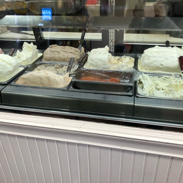 Bagel Lovers Bagel Shop in Patchogue