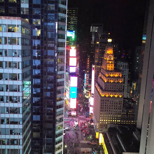 Photo taken at DoubleTree Suites by Hilton Hotel New York City - Times Square by Tanya on 10/21/2018