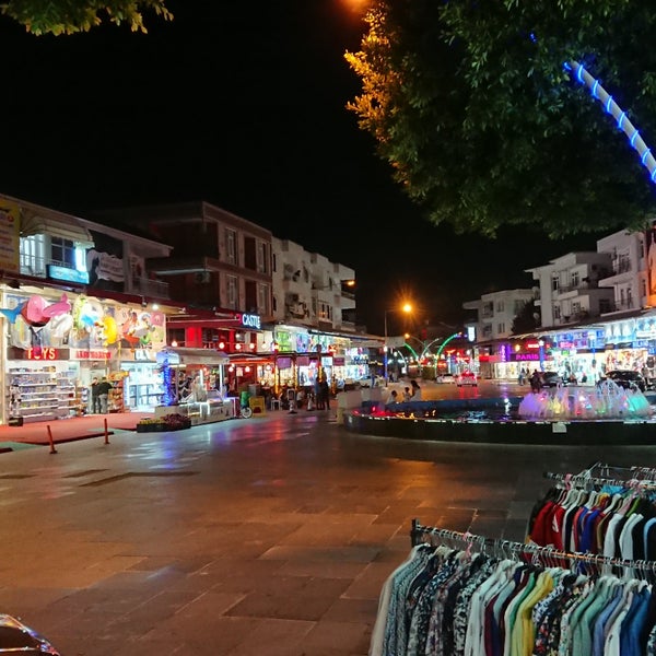 Вайкики турция сиде. Турция центр вайкики. Турецкий бренд одежды lc waikiki. Lc waikiki belek. Белек магазины.