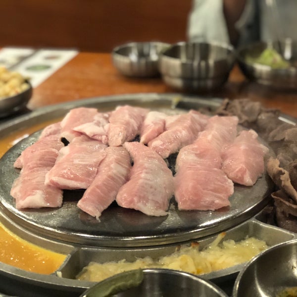 10/21/2018 tarihinde Ammie H.ziyaretçi tarafından Baekjeong Irvine'de çekilen fotoğraf