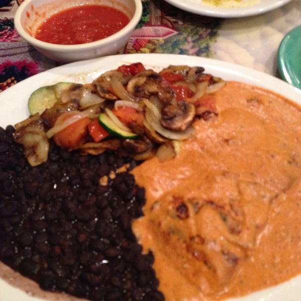 12/18/2013 tarihinde Stephan I.ziyaretçi tarafından Don Juan Mexican Bar &amp; Grill'de çekilen fotoğraf