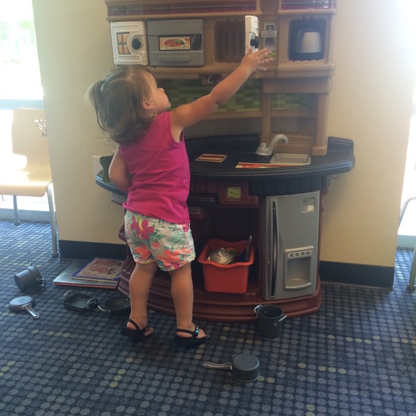 Martha Riley Community Library Library in Roseville