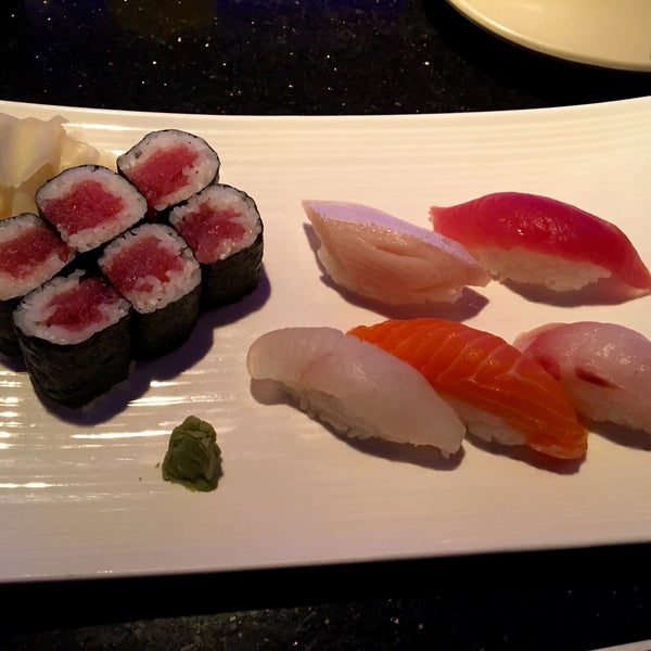 1/5/2016 tarihinde Benjamin S.ziyaretçi tarafından Arashi Japan Sushi &amp; Steak House'de çekilen fotoğraf