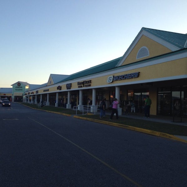 Tanger Outlet Foley Outlet Mall in Foley