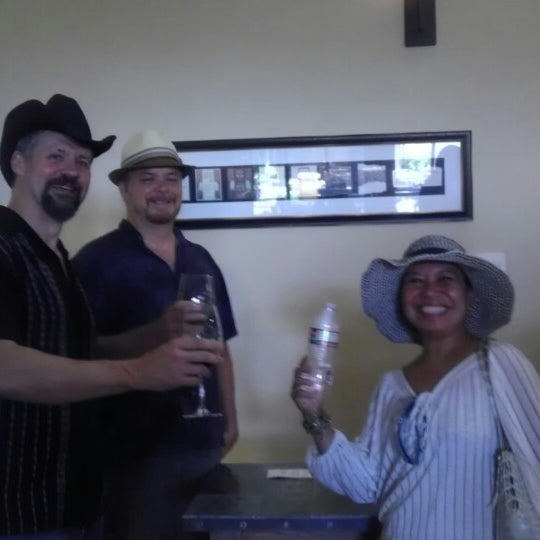 6/30/2013에 andrew f.님이 Zaca Mesa Winery &amp; Vineyard에서 찍은 사진