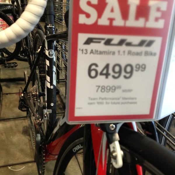 performance bike mall 205