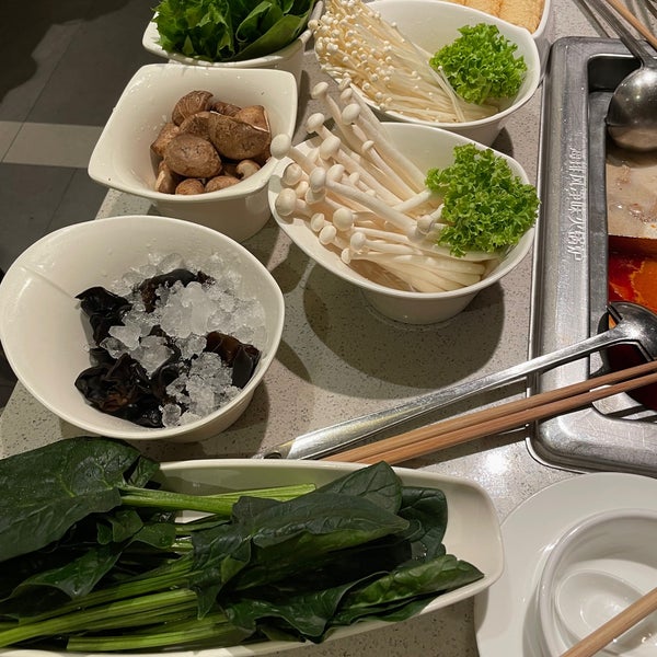 Haidilao Hot Pot 海底捞火锅 Bukit Bintang Kuala Lumpur, KL