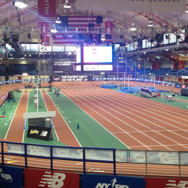 Photo prise au Nike Track &amp; Field Center at The Armory par Darcey W. le3/13/2016