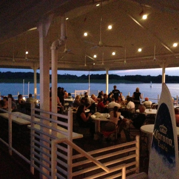 Rick's Cafe Boatyard Eagle Creek 70 tavsiye