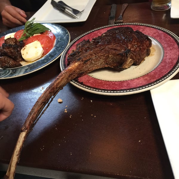 Photo taken at Frank&#39;s Steak House by Alberto L. on 6/10/2015