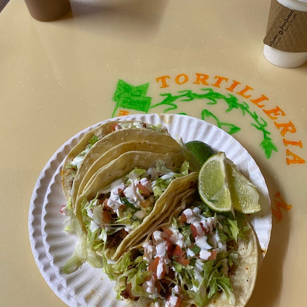 Das Foto wurde bei Tortilleria Mexicana Los Hermanos von Mike F. am 12/6/2020 aufgenommen