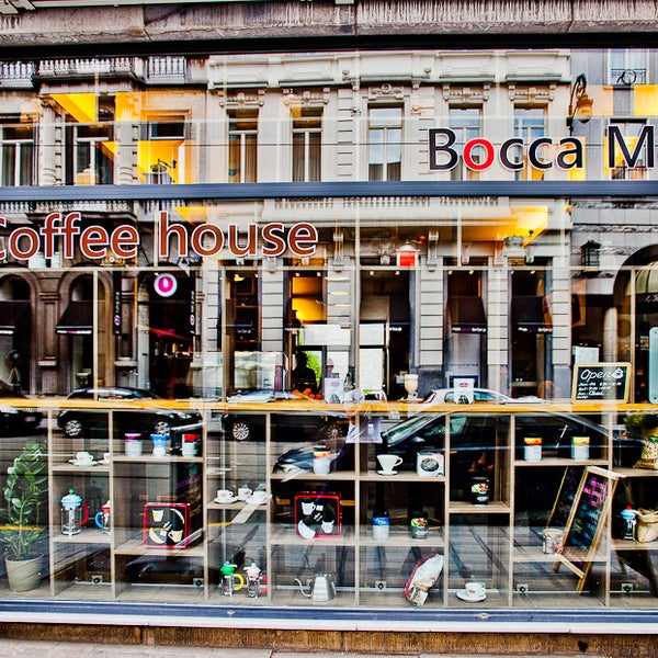 Photo prise au Bocca Moka Coffee &amp; Bagel House par Bocca Moka Coffee &amp; Bagel House le8/19/2015