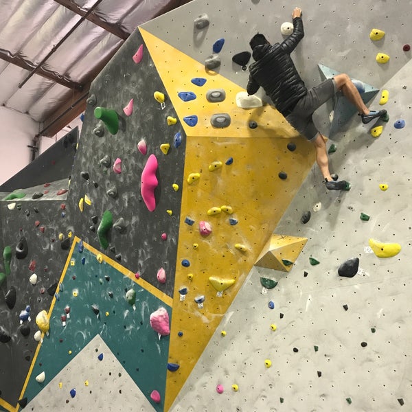 12/29/2018 tarihinde Chester H.ziyaretçi tarafından LA Boulders'de çekilen fotoğraf