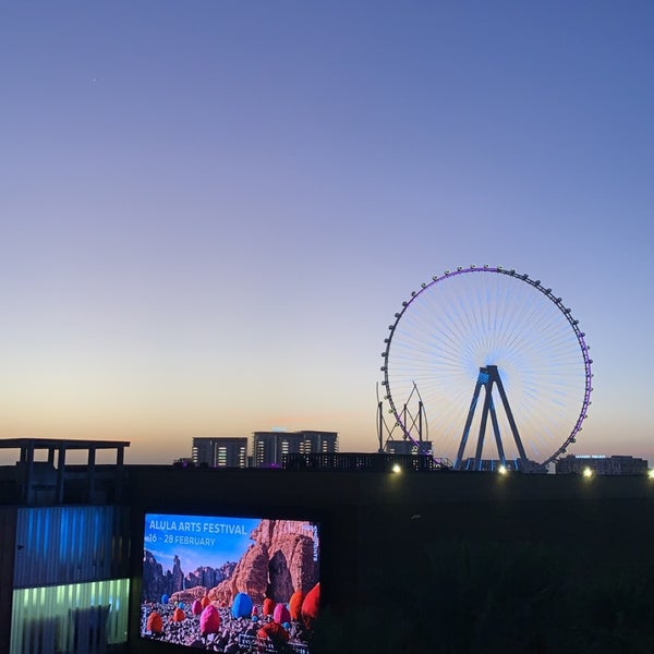 Photo taken at Hilton Dubai Jumeirah by Badr on 2/16/2023