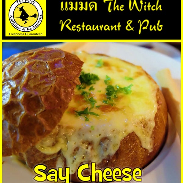 Foto tirada no(a) แม่มด The Witch Restaurant and Pub por แม่มด The Witch Restaurant and Pub em 5/22/2016