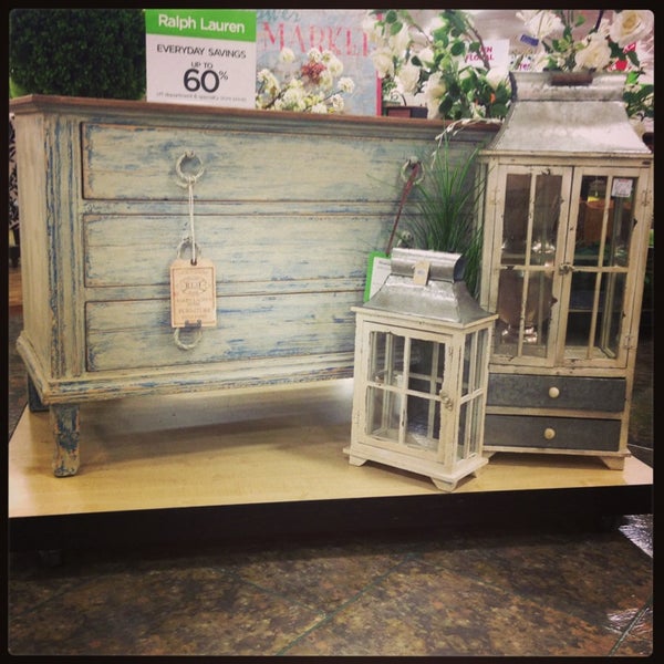 HomeGoods (Now Closed) Furniture and Home Store in Chicago