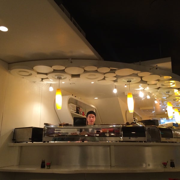 Photo taken at Friends Sushi by Marga R. on 1/16/2015