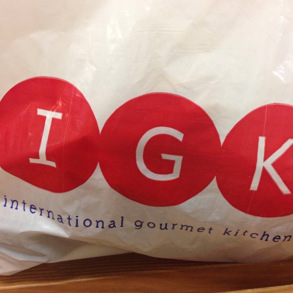 5/27/2015 tarihinde John M.ziyaretçi tarafından IGK - International Gourmet Kitchen'de çekilen fotoğraf